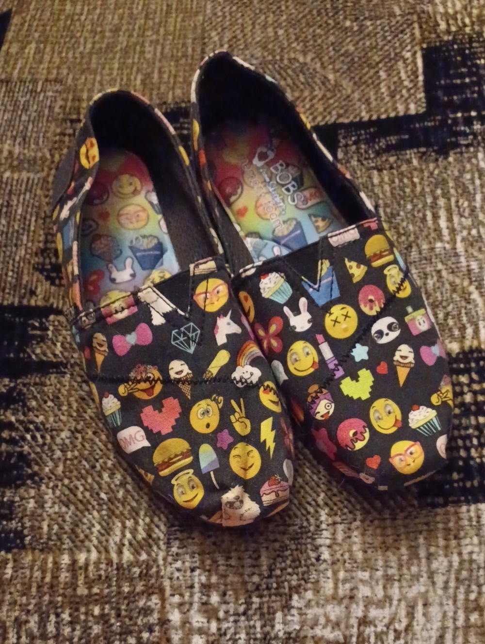 4/$80 Skechers BOBS Multicolor Novelty Print Slip-On Flats - Size US 8.5